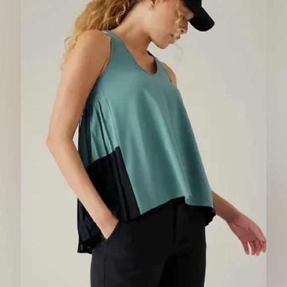 ATHLETA SWING FORWARD PLEATED TANK - Picture 5 of 11